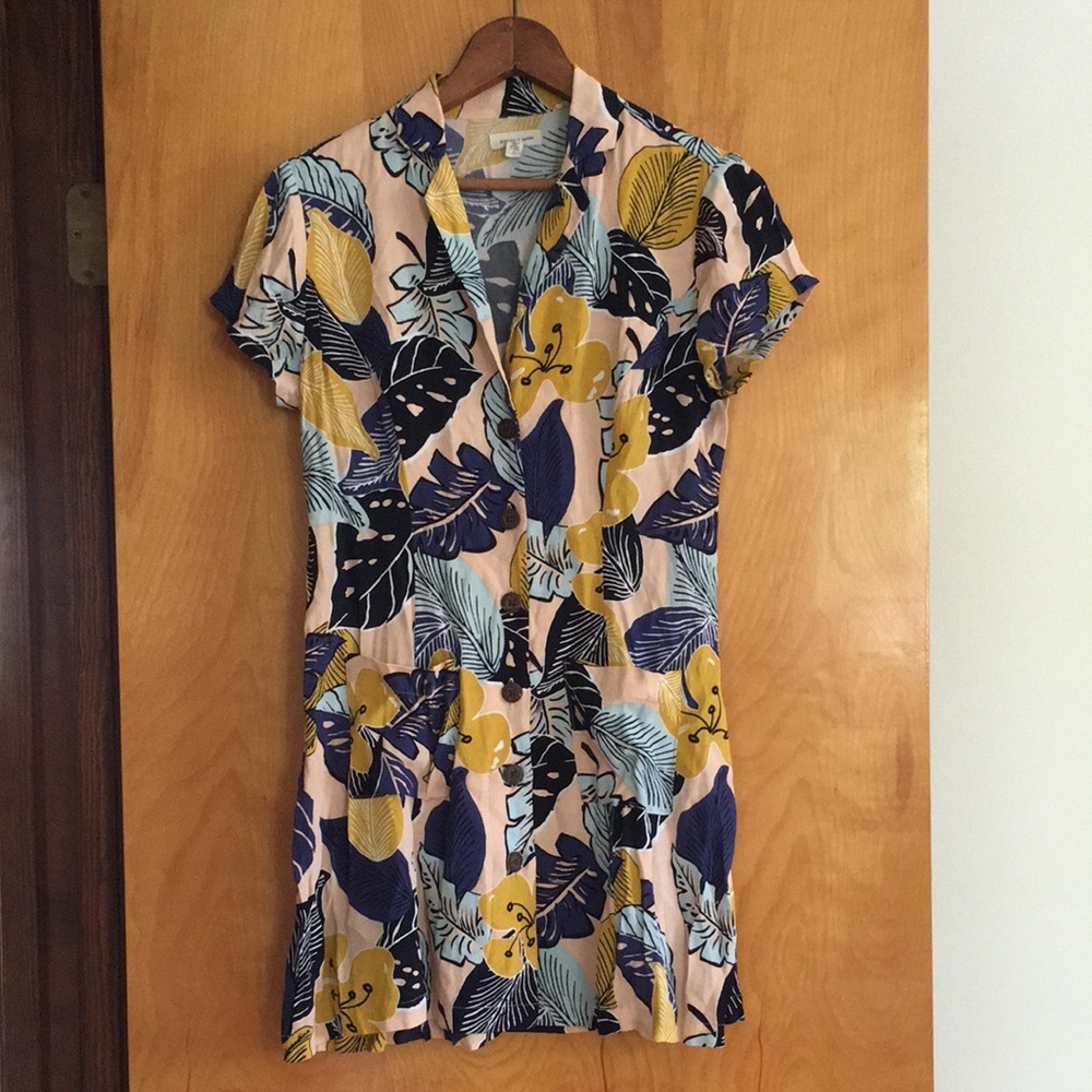 Buttondown dress with patch pockets